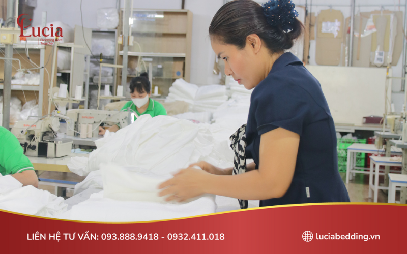 Lucia Bedding sở hữu xưởng sản xuất riêng, giúp tối ưu chi phí và thời gian thực hiện cho khách hàng