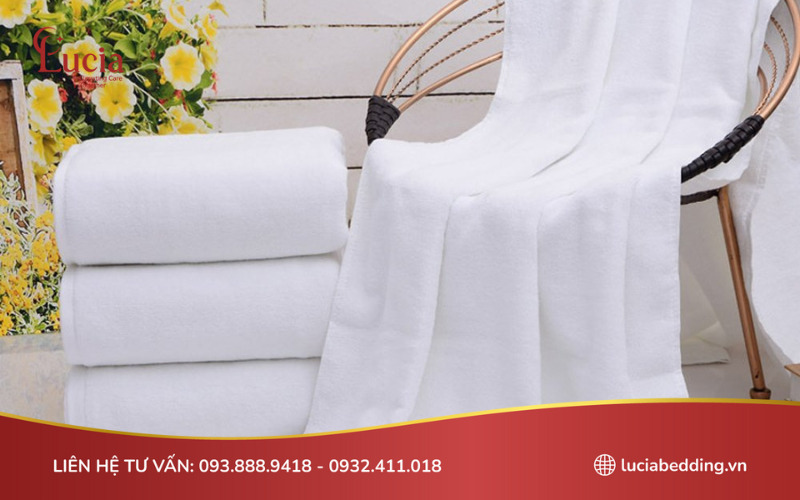 Bộ khăn tắm dành cho khách sạn với tông trắng sang trọng của Lucia Bedding