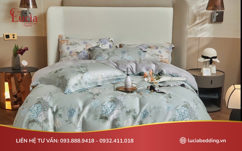 Chăn ga lụa tencel của Amando Bliss nổi bật với hoa văn tinh tế, sang trọng