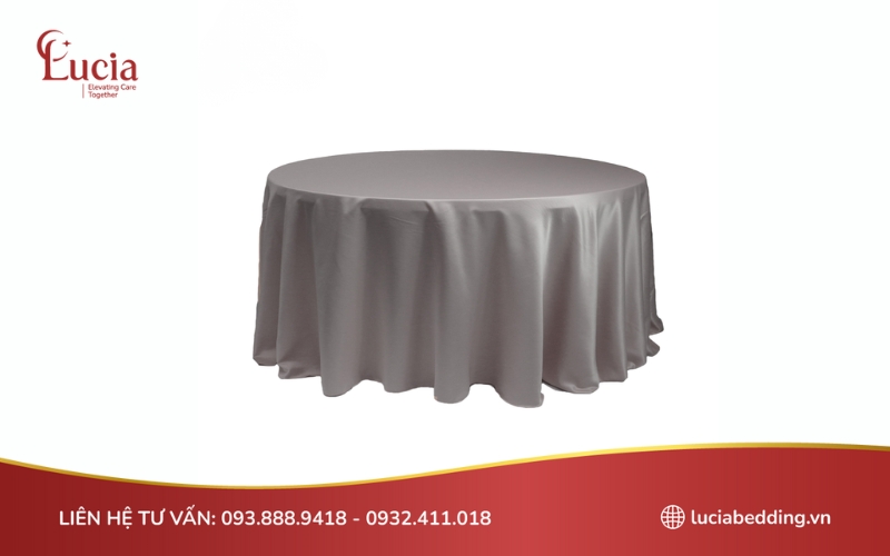 Khăn trải bàn sự kiện được làm bằng chất liệu satin mềm mại