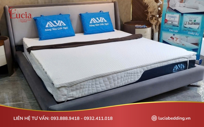 Mẫu topper được làm bằng chất liệu memory foam, độ cứng ổn định