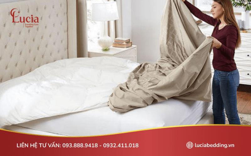 Vệ sinh nệm thường xuyên giúp nệm giữ được độ bền lâu dài và hạn chế vi khuẩn sinh sôi